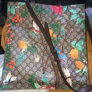 Gucci bag